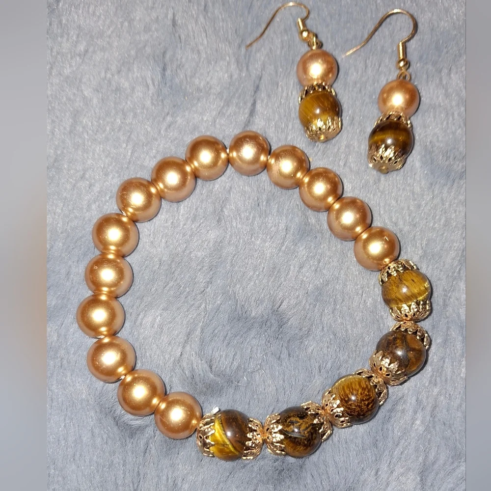 Set Tigers Eye Gold Faux Pearl Stretch Beaded Bracelet And Dangle Earrings